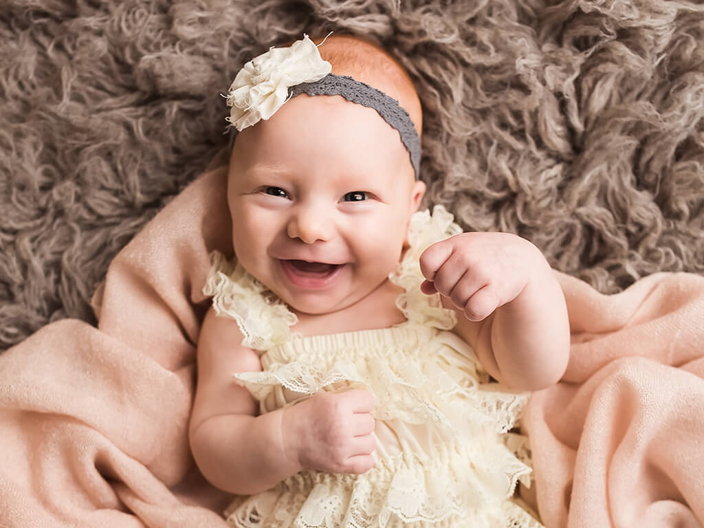 The Happiest Baby on the Planet . . . a Milestone Session