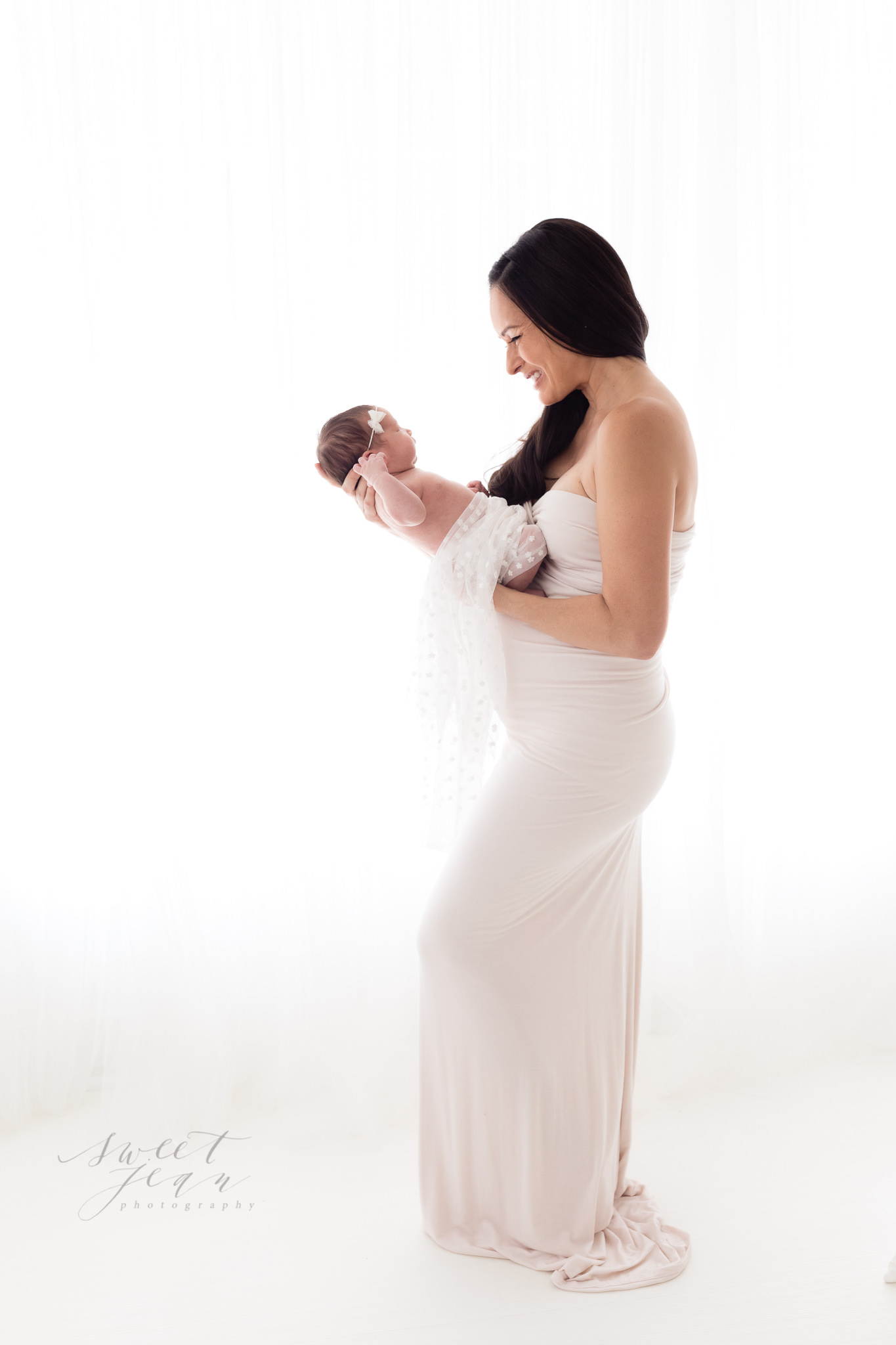 Victoria Elena Roseville Newborn Photography